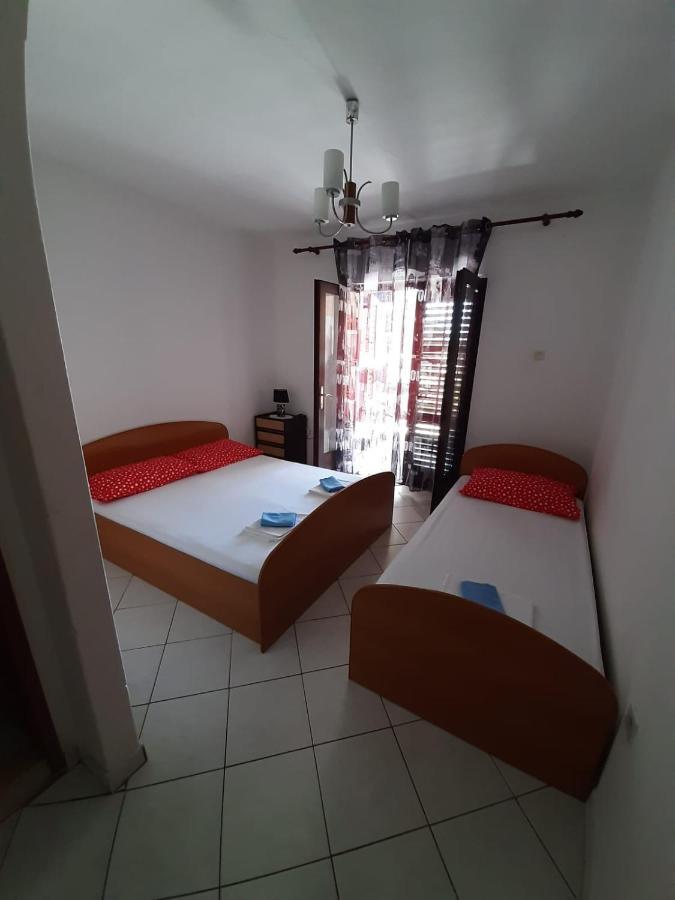 Vistica Apartment'S โปดาซา ภายนอก รูปภาพ